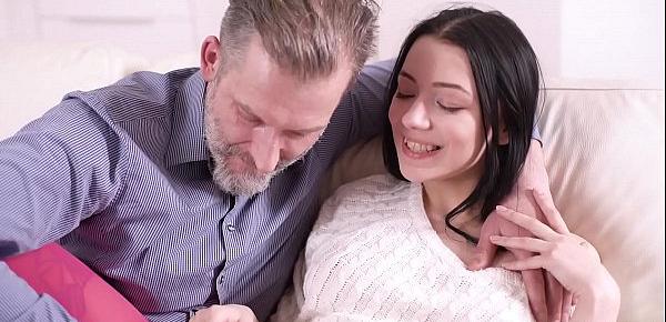  Old-n-Young.com - Emily Bender - Lovely girl takes boredom medicine